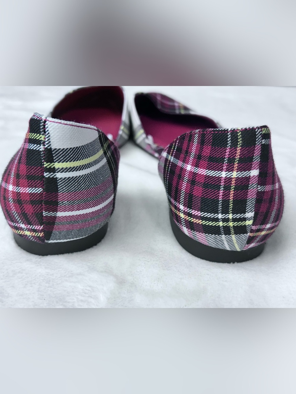 Isaac Mizrahi Women’s Red Black White Plaid Pointed-Toe Flats Size 10 - Picture 6 of 7